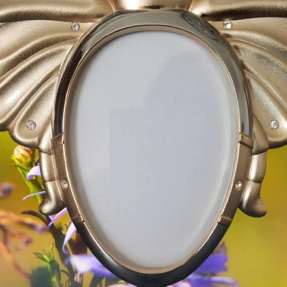 Gold 6" Bumble Bee Shaped Picture Frame - Picture 3 of 8